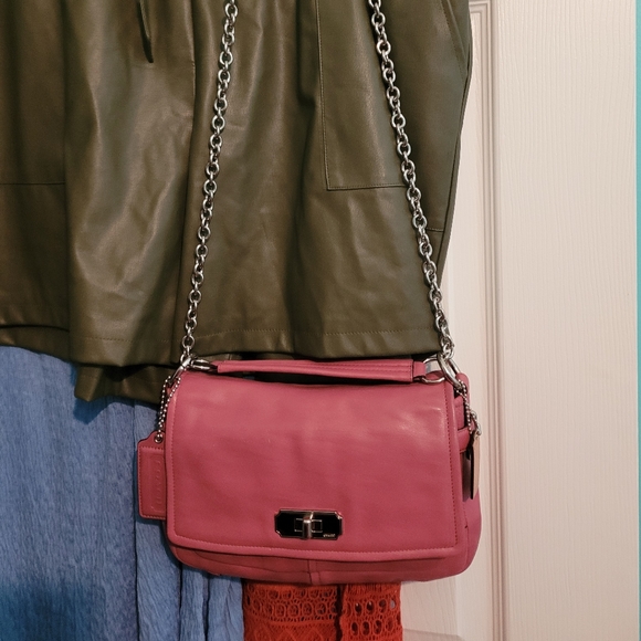 Coach #17825 leather like new chain strap - Picture 10 of 16